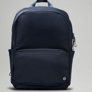 Lululemon Everywhere Backpack in Navy Blue